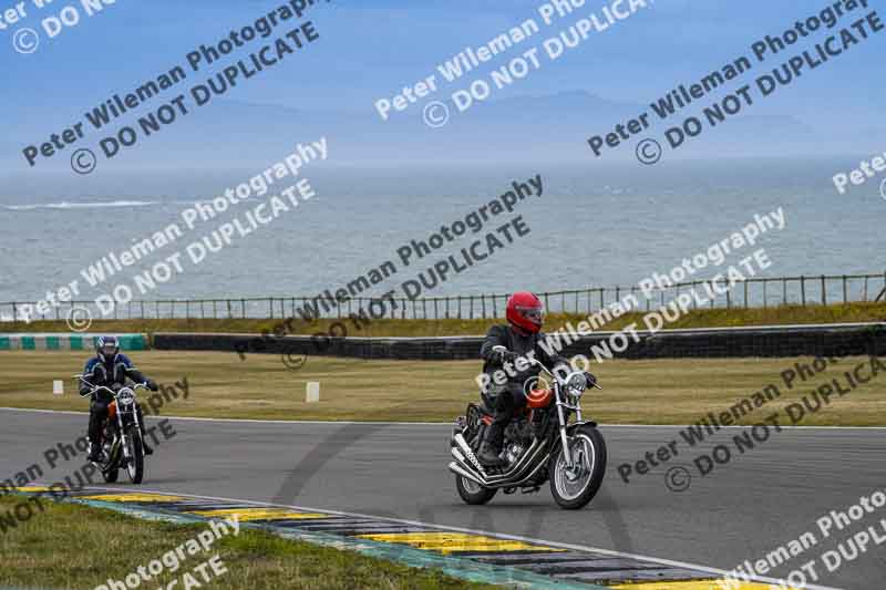 anglesey no limits trackday;anglesey photographs;anglesey trackday photographs;enduro digital images;event digital images;eventdigitalimages;no limits trackdays;peter wileman photography;racing digital images;trac mon;trackday digital images;trackday photos;ty croes